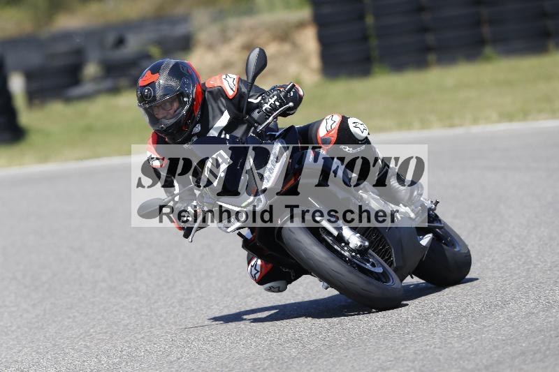 /Archiv-2025/48 25.08.2025 Cornu Master School ADR/blau-bleu/14